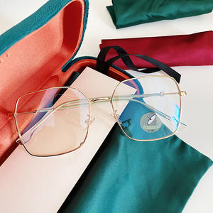 Gafas Qianai Irregulares de Montura Completa con Protección Contra Luz Azul para Mujer, Lentes AC con Protección UV, Gafas Modernas L1 7152 - Product Image 2