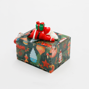 Caja Musical <span class=keywords><strong>de</strong></span> Acrílico Navideña EXTRAWORLD con Manivela, Melodía Personalizada y Diseño <span class=keywords><strong>de</strong></span> Santa Claus, Color Rojo/Verde - Product Image 5
