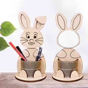 Porte-stylo créatif en bois à assembler soi-même, motif lapin, ornement de bureau artisanal avec miroir de rangement - Product Image 1