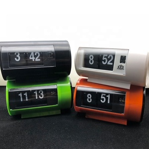 Horloge de table électronique intelligente à affichage à bascule rétro, avec fonction de réveil et jeu DIY, design 'Lazy' - Product Image 6