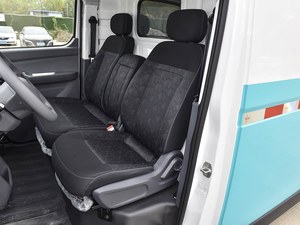 Foton View I9 EV : Fourgonnette Électrique Haute Performance, Véhicule Léger de Transport de Passagers, Camion de Marchandises, Bus Commercial, Voitures Neuves Énergétiquement Efficaces et Abordables - Product Image 6