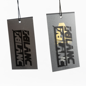 Étiquettes volantes transparentes en PVC avec logo imprimé personnalisé Étiquettes volantes de luxe pour vêtements Jeu d'étiquettes volantes en papier avec motif de ficelle pour vêtements - Product Image 4