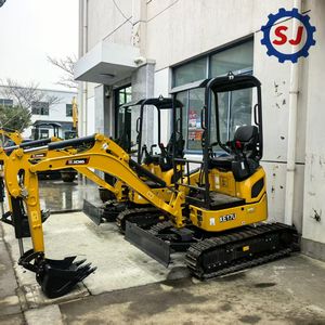 Rouleau compresseur routier XC MG XE17U, neuf à 95 %, conforme aux normes CE, équipement d'origine usine - Product Image 1