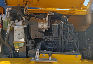 Mini-excavatrice Komatsu PC70 d'occasion, 7 tonnes, excavatrice sur chenilles, marque japonaise, excavatrices d'occasion d'origine, moteur Kubota, brise-roche. - Product Image 4