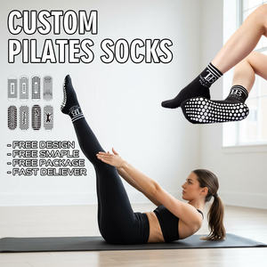 Chaussettes de sport en coton BiLu OEM ODM en gros, chaussettes athlétiques rayées pour femmes, chaussettes de yoga et de pilates personnalisées avec grip - Product Image 1