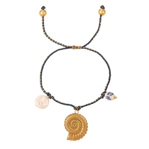 BD-D1097 Muses Jewels Bracciale Trendy con Ciondolo a Conchiglia e Lumaca Marina Placcato Oro, Non Ossidabile, con Cordino, Stile Oceano e Spiaggia - Product Image 5