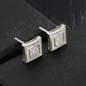 Orecchini a Perno Quadrati Minimalisti per Donne, Design Geometrico, Eleganti Accessori per Orecchie, Regalo per Uso Quotidiano e Feste - Product Image 6