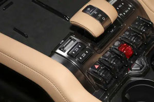 Niude Motors BYD Leopard 8 plug-in 2,0 T motor híbrido SUV motor dual 4wd Leopard 8 todoterreno híbrido SUV Coche - Product Image 3