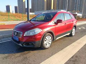 Suzuki <span class=keywords><strong>SX4</strong></span> S-<span class=keywords><strong>Cross</strong></span> 1.6 CVT del 2015, ben equipaggiata, abitacolo spazioso, bassi costi di manutenzione, ideale per la città e i viaggi leggeri. - Product Image 2