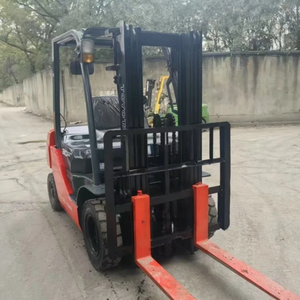 Chariot élévateur Toyota d'occasion 3 tonnes en bon état, fabriqué au Japon, à bas prix, économique et sûr, équipement d'ingénierie mécanique - Product Image 2