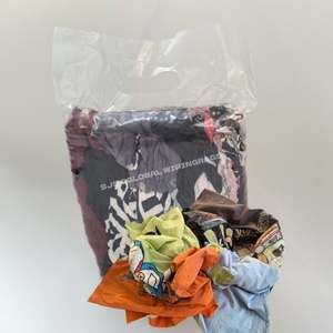 Trapos de Algodón de Colores de Alto Rendimiento, Diseñados para Operaciones de Maquinaria en Talleres - Product Image 1