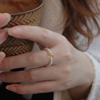 Minimalistischer Elastischer Kristallring Schmuck Verstellbarer Fingerring Süßwasserperlen-Ring für Frauen