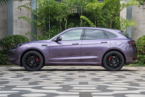 Offre Spéciale AITO M5 2025 Véhicule Hybride Ultra 4x4 à Autonomie Étendue, Vitesse Maximale 210 KM/H, SUV Sport 5 Places de <span class=keywords><strong>Luxe</strong></span> - Product Image 4