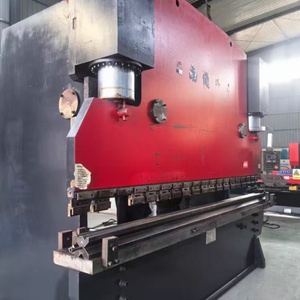 Machine hydraulique CNC à 4 rouleaux pour poinçonnage et pliage de barres de cuivre et tubes de serre en acier massif - Product Image 1