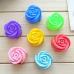 Molde de Silicona para Pastel con Forma de Rosa de 7 cm de Alta Calidad, Popular para Repostería y Pastelería del Día de San Valentín, Venta al por Mayor - Product Image 2
