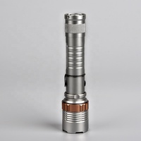 Lampe torche tactique LED puissante QXMOVING avec zoom, étanche, logo personnalisé, pour les situations d'urgence et la défense personnelle