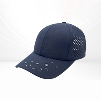 Casquette de course respirante à 6 panneaux en polyester perforé au laser, bleu marine, séchage rapide, performance optimale