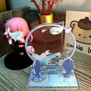 Expositor Circular de Acrílico Personalizado de Fábrica, Impresión de Doble Cara con Letras en Relieve, Figura de Personaje de Anime, Decoración de Mesa - Product Image 1