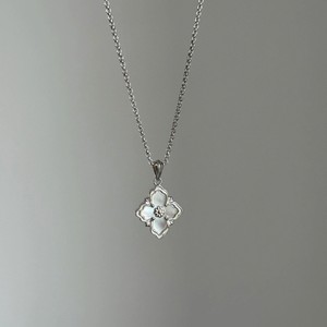 Collier en argent pur S925 avec texture métallique en forme de feuille d'érable, chaîne de clavicule exquise, design de pendentif tendance, niche personnalisée - Product Image 3