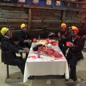 Horrible <span class=keywords><strong>Zombie</strong></span> pour Halloween fantômes mangeant des cadavres équipement <span class=keywords><strong>de</strong></span> maison hantée décoration d'halloween - Product Image 1