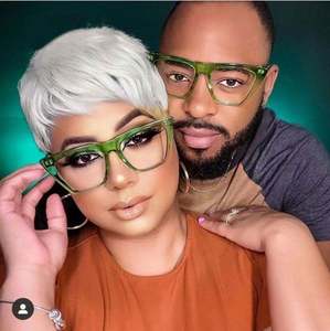 Gafas de Sol Cat Eye Vintage Negras con Logotipo Personalizado, Anti Luz Azul, Bloqueo de Luz Azul para Mujer - Product Image 4