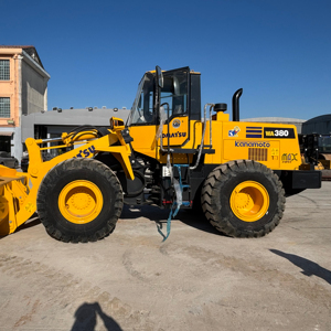 Komatsu Original usado WA380 cargador de ruedas de alta calidad cargador frontal con motor de carga nominal de 3 toneladas como componente principal - Product Image 1