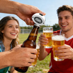 Llavero Abridor de Botellas Magnético Portátil con Forma de Balón de Fútbol, Tenis o Baloncesto, Diseños Multideportivos, Duradero - Product Image 3