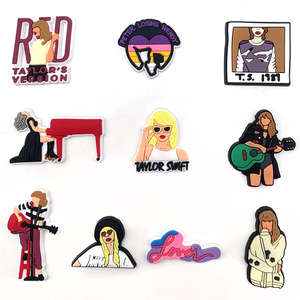 Explosión <span class=keywords><strong>Taylor</strong></span> Superstar Swift Clog Charms Cantante Diseñador Pvc Clog Charms <span class=keywords><strong>Harry</strong></span> Dance Charms Venta al por mayor Piezas de zapatos Accesorios - Product Image 6