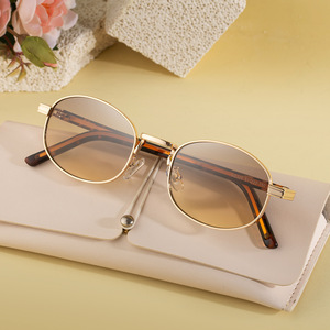 Lunettes de soleil ovales WF-5G320 unisexes, monture en métal, protection UV400, verres en PC, pare-soleil de classe 2, monture noire en alliage de cuivre - Product Image 1