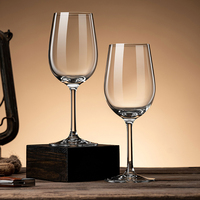 Verres à vin transparents de haute qualité en gros avec longue tige, design moderne personnalisé, gobelets rouges et blancs pour mariage et fête