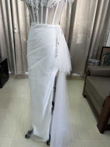 فساتين سهرة هندية مثيرة بتصميم حورية البحر بلون العاج مع تطريز خرز وشق عالي منسوج من سيرين هيل للحفلات - Product Image 6