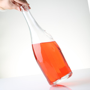 Botellas <span class=keywords><strong>de</strong></span> <span class=keywords><strong>vodka</strong></span> <span class=keywords><strong>de</strong></span> vidrio con calcomanía delicada, con corcho, <span class=keywords><strong>de</strong></span> 1000 ml y 1500 ml, <span class=keywords><strong>precio</strong></span> económico, Canadá, venta al por mayor - Product Image 6