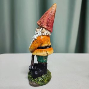 Paquete personalizado al por mayor decoración <span class=keywords><strong>de</strong></span> jardín al aire libre lindo trabajador <span class=keywords><strong>de</strong></span> pie resina trabajadores con <span class=keywords><strong>palas</strong></span> herramienta figura Gnomo <span class=keywords><strong>estatua</strong></span> con Base - Product Image 4