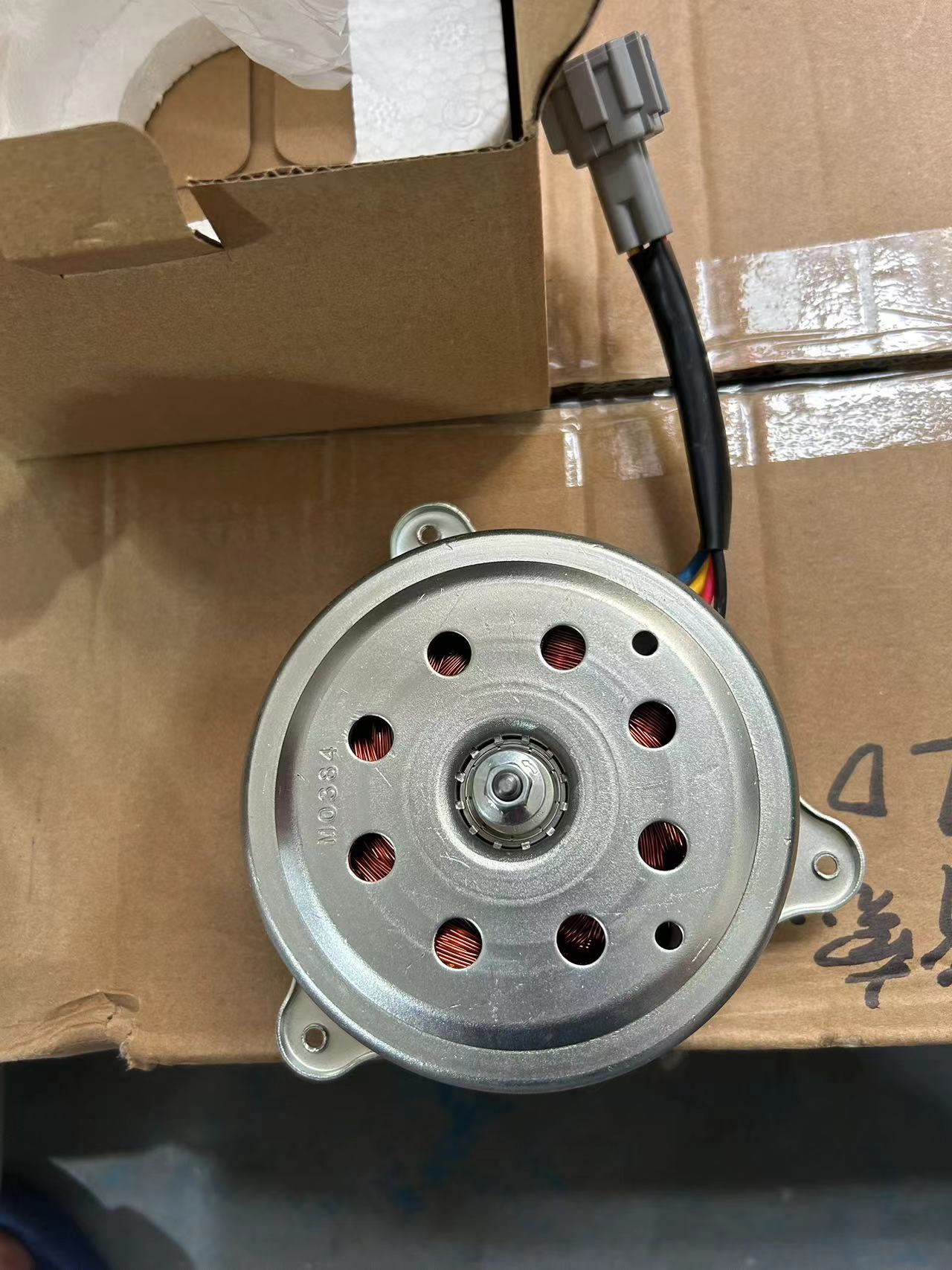 Radiator Cooling System Fan Motor for Nissan March 11-15