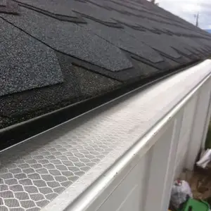 Cubierta protectora de hoja de techo de protección de canalón de aluminio de 6 pulgadas de alta calidad