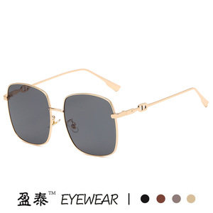 Yingtai Eyewear Square Metal Sunglasses UV400 Protection Unisex Fashion Sun <b>Glasses</b> - Product Image 3
