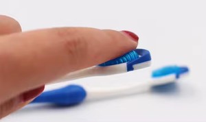 Raschietto per la lingua per l'igiene orale del produttore aiuta a combattere l'alito cattivo 4 raschietti per la lingua - Product Image 2