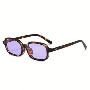 Gafas de Sol Rectangulares Pequeñas con Logotipo Personalizado, Color Caramelo, Nuevas 2025, UV400, Remaches, Montura Pequeña, para Mujer - Product Image 4