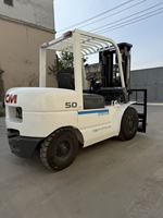 Forklift Diesel TCM FD50 Bekas Kapasitas 5 Ton dengan Ban Solid untuk Gudang Kayu, Harga Murah, Stok Tersedia, Terperiksa Sepenuhnya
