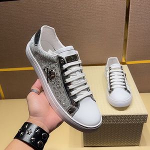 Chaussures tendance légères et décontractées à lacets en PU personnalisées pour l'été, l'automne et l'hiver - Product Image 3