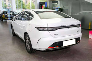 Stock Listo en Dubái BYD Destroyer 05 Modelo 2024 Edición Glory DM-i 55 Km Lujo Nuevo Híbrido Enchufable Compacto de 5 Asientos con Rango de 1600 km - Product Image 5