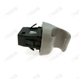 Clips para Visera de Sol Honda 88217-S04-003Z, Montaje en Techo, Fácil Instalación, Material Estándar - Product Image 1