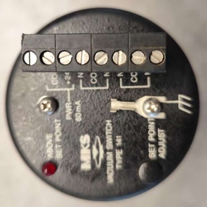 Interruptor de Presión de Vacío MKS 141AA-01000BA, 1000 Pa, 500 Torr, Equipo de Automatización de Control Industrial - Product Image 2