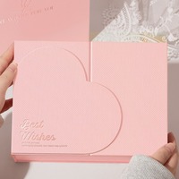 Boîte cadeau cosmétique haut de gamme en papier spécial gaufré UV rose en forme de cœur, personnalisable avec LOGO, pour la fête de Qixi et les anniversaires