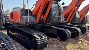 Excavadora Usada Japonesa 95% Nueva, Hitachi ZX200 Original de 20 Toneladas, Excavadora de Cadenas Hitachi 200 de Segunda Mano en Venta - Product Image 2