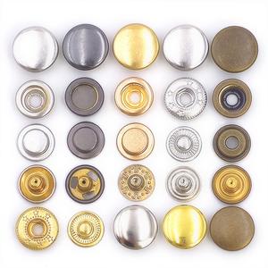 KUNSHUO Logo personnalisé presse métal laiton 831 bouton pression écologique rectangle motif or 4 parties pour vêtements vêtements d'usine - Product Image 1