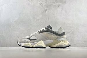 รองเท้าวิ่งลำลองสไตล์เรโทร NB 9060 สีดำล้วนสำหรับผู้ชาย รองเท้าเดินแฟชั่นสำหรับผู้หญิง คุณภาพสูง ผลิตตามแบบ OEM - Product Image 3