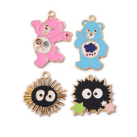 Fábrica de diseño personalizado lindo Metal esmalte Anime collares pulsera regalo promocional personalizado Aleación de Zinc oro colgantes encanto