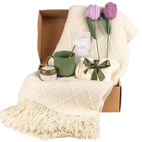 Panier-cadeau unique pour prendre soin de soi, logo personnalisé, ensemble cadeau pour femmes, promotion, fête des mères, bougies à la rose, couverture, mug, ensembles cadeaux pour maman
