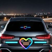 Lampe LED solaire en forme de cœur pour vitre arrière de voiture, lampe d'ambiance RVB colorée, avec ventouse, lumière d'avertissement sans fil, recharge USB